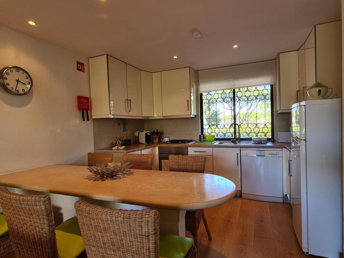 Apartamento Solar Dos Pinheiros Lägenhet Quarteira Exteriör bild