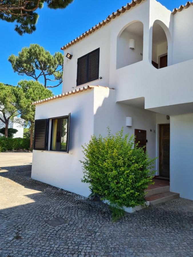 Apartamento Solar Dos Pinheiros Lägenhet Quarteira Exteriör bild
