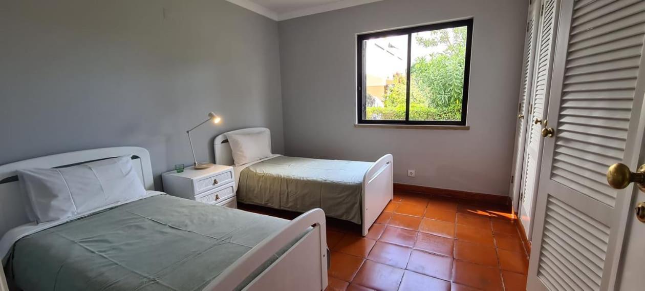 Apartamento Solar Dos Pinheiros Lägenhet Quarteira Exteriör bild